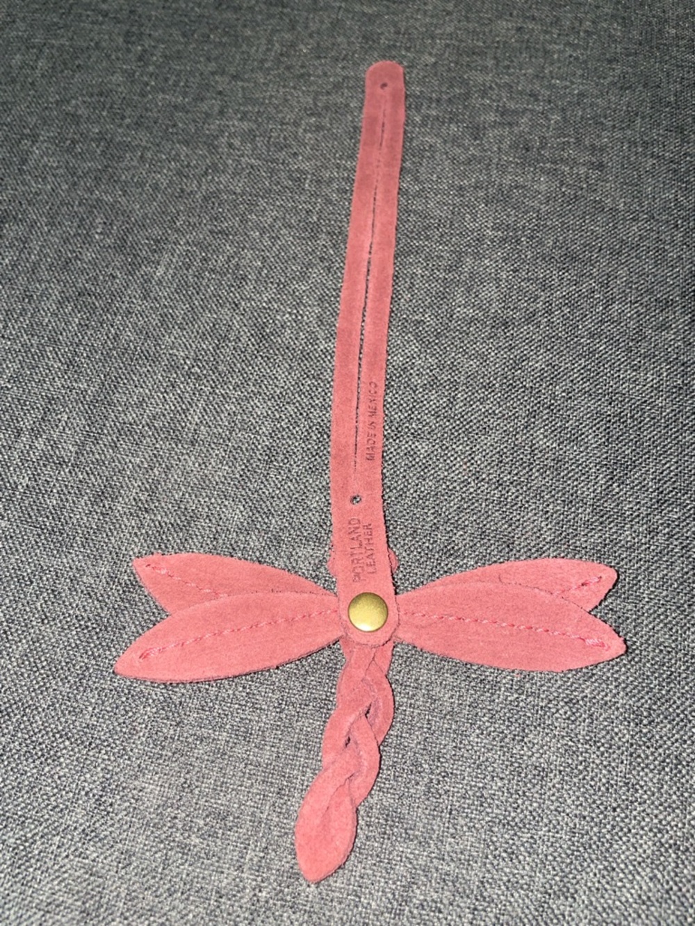 Portland Leather Dragonfly Tassel- Red Panda - Picture 5 of 7